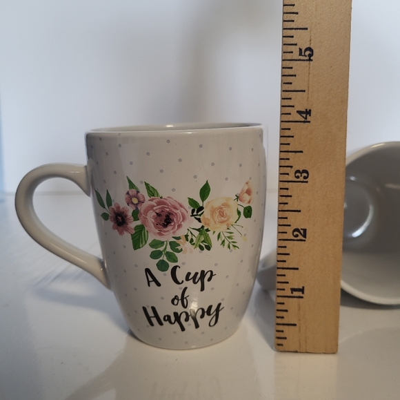 Three Coffee Cups is a Hug& Make me Smile & A cup of Happy  Set 3. - Picture 9 of 9